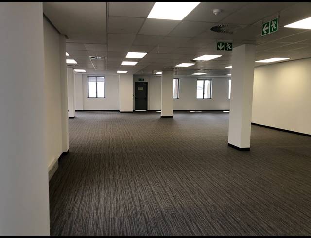 293M² OFFICE TO LET IN ILLOVO